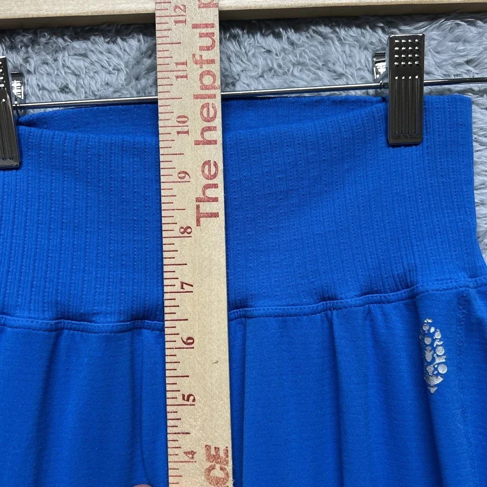 Free People Movement Legging Pants‎ XS Small Blue Good Karma Flare Pull On